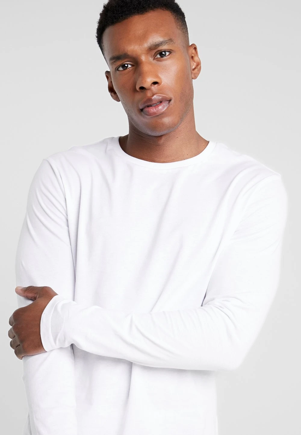 Pier One T-shirt à manches longues Vendre t-shirts col rond homme 7 Pier One T-shirt à manches longues Vendre t-shirts col rond homme – Image 5