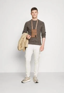 Pier One Plus Bas Prix De Vente Pullover pulls & gilets col rond homme -VêtementsElite Boutique 01c5b1c125e04d6db8fb70d78521d624