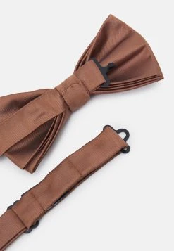 Pier One SET - Noeud papillon En Remise pochettes de costume couleur unie homme -VêtementsElite Boutique 0206dcf091504226a1d5e535ccac58ea