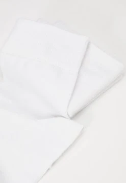 Pier One 3 PACK - Chaussettes Prix Favorable sous-vêtements & chaussettes couleur unie homme -VêtementsElite Boutique 03bfecc55ffd4179afed85942e1bf889