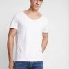 Qualité Garantie Pier One T-shirt basique t-shirts col en v profond homme