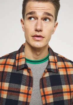 Pier One Prix Abordable T-shirt imprimé t-shirts col rond homme -VêtementsElite Boutique 06d92455f583470198a60f94b5f27168