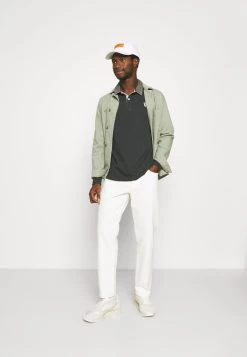 Pier One Bon Rapport Coût-Efficacité COLLAR RUGBY - Polo t-shirts col polo homme -VêtementsElite Boutique 071dfc42738548aa970719186cf87522