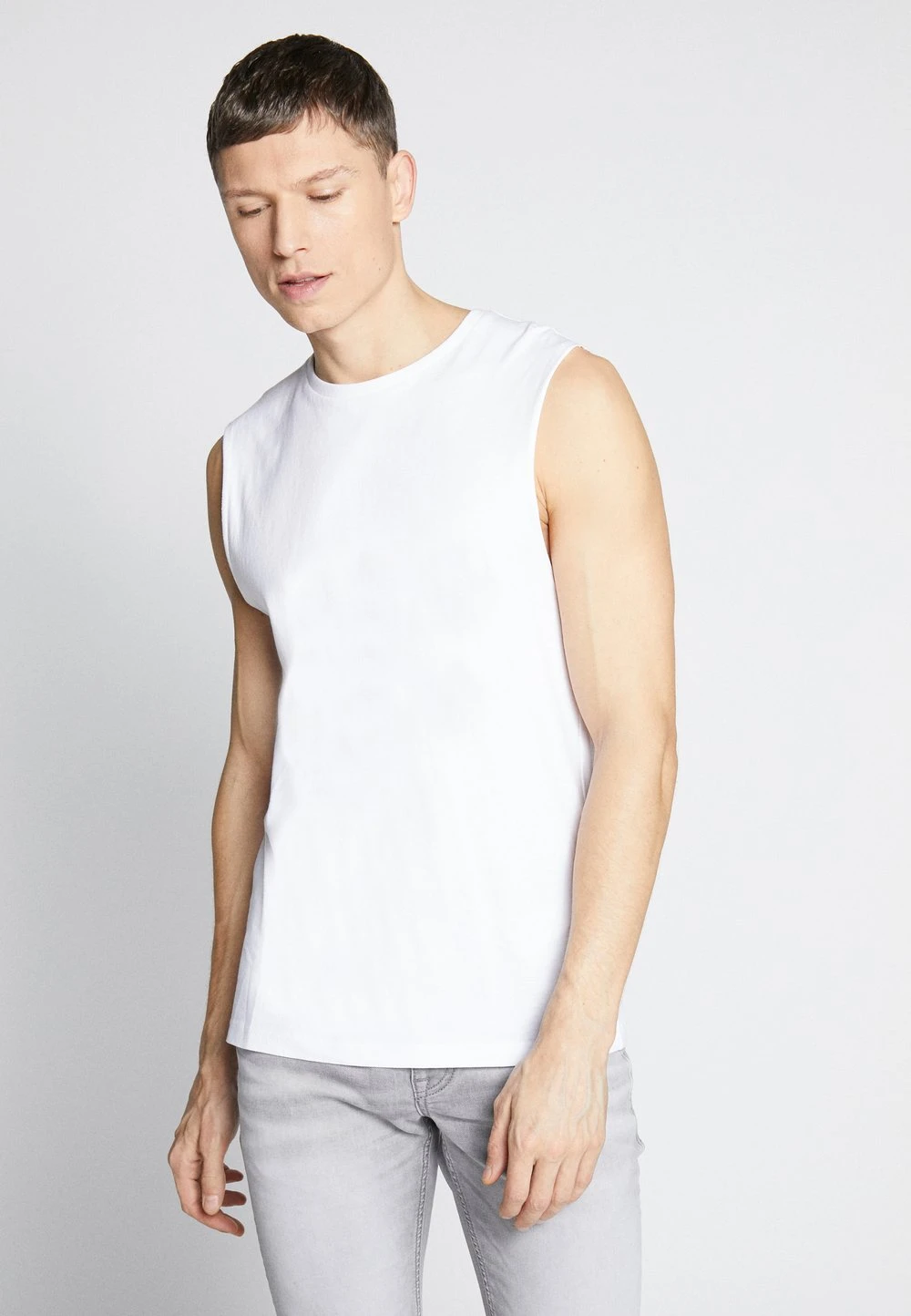 Pier One Prix Allégé 2 PACK - Débardeur t-shirts & polos col rond homme 4 Pier One Prix Allégé 2 PACK - Débardeur t-shirts & polos col rond homme – Image 2