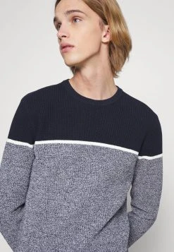 Pier One Pullover Prix Abordable pulls & gilets col rond homme -VêtementsElite Boutique 08e10c91034a4f1a9accd2410f46f79e