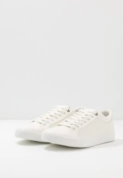 Pier One Baskets basses qualité absolue sneakers rond homme -VêtementsElite Boutique 0b2d142bd5264e198dc35aec1ac8575f