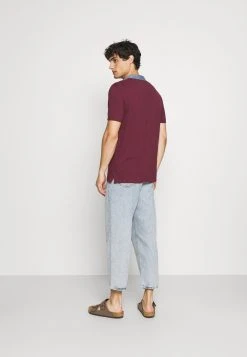 Prix Accessible Pier One Polo t-shirts col polo homme -VêtementsElite Boutique 0b82c01370984191a576fffde4b5cc47