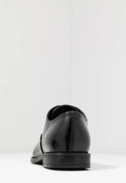 Pier One Plus Bas Prix De Vente Derbies & Richelieus chaussures de ville rond homme -VêtementsElite Boutique 0bffac01910943f6a72f340fdfe4150b