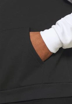 Pier One Sweat à capuche Prix Exclusifs pulls et gilets homme -VêtementsElite Boutique 0cc8af9622364e1d88a2913e84ecb970