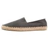 Pier One UNISEX - Espadrilles Prix Refroidis chaussures basses rond homme -VêtementsElite Boutique 0ea04fc32ec34e2fbbefd3430809b363 1