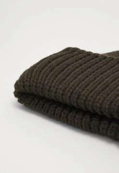 Soldes Pier One 3 PACK UNISEX - Bonnet casquettes, bonnets et chapeaux chiné -VêtementsElite Boutique 122ae2a604e04a33bd6c28fbbb6d2af3