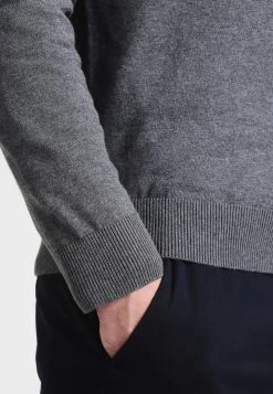 Prix Acceptable Pier One Gilet pulls et gilets col en v homme -VêtementsElite Boutique 1248d35da7cb41e3bdbc2fab1f01cdef