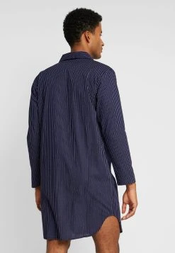 Qualité absolue Pier One Haut de pyjama pyjamas col revers homme -VêtementsElite Boutique 130ee98b0c3947e5ba90d532ee3b5a8e
