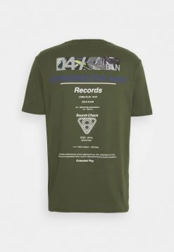 Pier One T-shirt imprimé Plus Bas Prix De Vente t-shirts col rond homme -VêtementsElite Boutique 131cda7e0e4a40acbb033a49146ea321