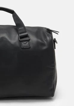 Pier One UNISEX - Sac week-end Garantie De Qualité 100% sacs de voyage et valises fermeture éclair -VêtementsElite Boutique 1365b9f0379a4e39bee5488d8e95b189