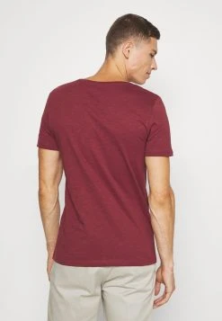 Pier One Prix De Lancement T-shirt basique t-shirts encolure large ronde homme -VêtementsElite Boutique 14bc6e9c3fca40d7b7c0cca525031208