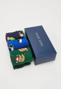 Pier One Meilleure qualité XMAS GIFT BOX 3 PACK - Chaussettes sous-vêtements & chaussettes multicolore homme -VêtementsElite Boutique 15fc4656b759494c9ce8bbbaf5a236e0