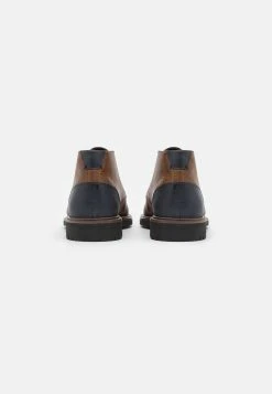 Prix Ourlé Pier One LEATHER - Chaussures à lacets derbies, richelieus & chaussures bateau rond homme -VêtementsElite Boutique 16396f4bab1340f6b16186b6ed2ce820