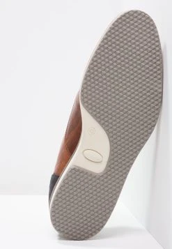 Pier One Prix Préférentiel Chaussures à lacets derbies et richelieus rond homme -VêtementsElite Boutique 16423c8672b447f7983e459e0a13c7c4