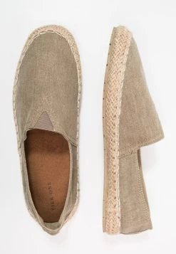 Prix Dégriffé Pier One UNISEX - Espadrilles chaussures basses rond homme 10 Prix Dégriffé Pier One UNISEX - Espadrilles chaussures basses rond homme -VêtementsElite Boutique 167123e0ec2b46a981667e82da30a7a2