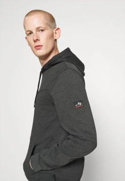 Pier One Sweat à capuche Marchandise de première qualité pulls et gilets homme -VêtementsElite Boutique 16b370a2be034f92a6acb3f568173adb