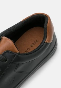 Pier One Pas Cher Baskets basses sneakers rond homme 13 Pier One Pas Cher Baskets basses sneakers rond homme -VêtementsElite Boutique 183636d0ebe7410083049c4b5e50d305