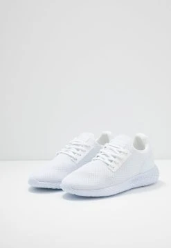 Pier One UNISEX - Baskets basses Prix Refroidis sneakers rond homme 11 Pier One UNISEX - Baskets basses Prix Refroidis sneakers rond homme -VêtementsElite Boutique 1abd2eb89d1c4f2ab09ba09e4942cbf5