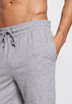 Prix d’Amis Pier One 3 PACK - Bas de pyjama pyjamas normale homme -VêtementsElite Boutique 1b7fce7fd09247c0ba23b3eae37988b9