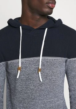 Prix Bradés Pier One Sweat à capuche pulls & gilets homme -VêtementsElite Boutique 1ba6a075ae1845a7af3ab36850a66d7e