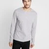 Qualité garantie 100% Pier One T-shirt à manches longues t-shirts col rond homme -VêtementsElite Boutique 1c8372b6146d4c168b32375eea1c8a5e