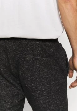 Pier One Prix Aimable Short shorts & bermudas normale homme -VêtementsElite Boutique 1dd68fefec7447198c6579c3492874a6