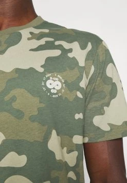 Pier One Prix Accessible T-shirt imprimé t-shirts col rond homme -VêtementsElite Boutique 1df31f20ecc340e69687fc3dab00463a