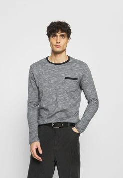 Prix Incroyables Pier One T-shirt à manches longues t-shirts col rond homme