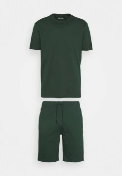 Pier One Petit Prix SET - Pyjama pyjamas normale homme 25 Pier One Petit Prix SET - Pyjama pyjamas normale homme -VêtementsElite Boutique 1fa91380c88b459a9880627688e0d896 2