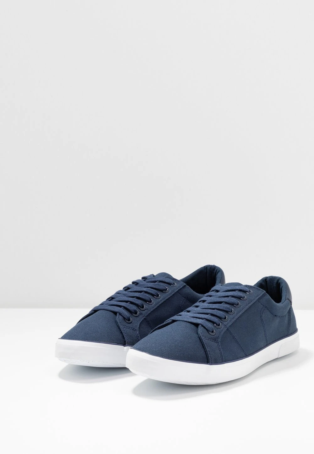 Produit de première qualité Pier One Baskets basses sneakers rond homme 5 Produit de première qualité Pier One Baskets basses sneakers rond homme – Image 3