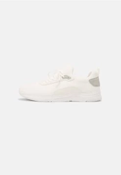 Pier One Baskets basses Prix Imbattable baskets & sneakers rond homme 21 Pier One Baskets basses Prix Imbattable baskets & sneakers rond homme -VêtementsElite Boutique 218abbb97b2c4c4bae9c589ff53beadc 2