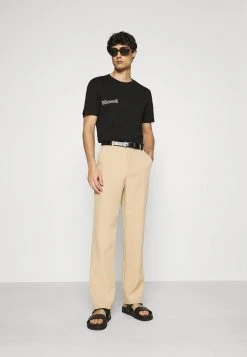 Pier One En promotion T-shirt imprimé t-shirts col rond homme 12 Pier One En promotion T-shirt imprimé t-shirts col rond homme -VêtementsElite Boutique 222402993fbc42e3acc18c500cd78a9d