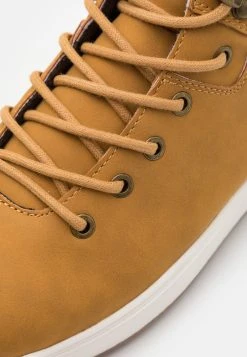 Pier One Baskets montantes Prix Sympa baskets & sneakers rond homme -VêtementsElite Boutique 24225ddd7e6e473e8acba5e2f987de76