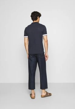 Vendre Pier One Polo t-shirts col polo homme -VêtementsElite Boutique 243aa2be3810453ea6a1b914cc039940