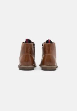 Prix Sympa Pier One LEATHER - Bottines à lacets - camel bottes rond homme -VêtementsElite Boutique 248f4646e7ed47049f0e84eb53222daa