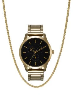 Promos Pier One SET - Montre montres et bijoux couleur unie homme -VêtementsElite Boutique 2522f83a426a46369ec6c1370cb6c174