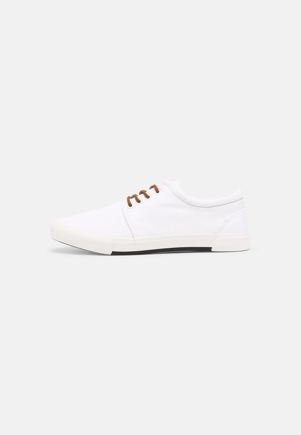 Prix Malin Pier One UNISEX - Baskets basses sneakers rond 3 Prix Malin Pier One UNISEX - Baskets basses sneakers rond