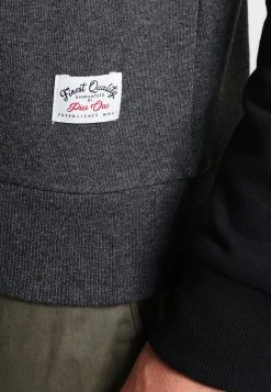 Pier One Prix Imbattable Sweatshirt pulls et gilets col rond homme 13 Pier One Prix Imbattable Sweatshirt pulls et gilets col rond homme -VêtementsElite Boutique 279c830f050b4b328def661eb674aeb5