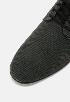 Pier One Bonne Qualité Chaussures à lacets derbies et richelieus rond homme -VêtementsElite Boutique 27f2c2c744d6432d803f4c6ca5ebd331