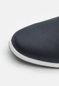 Prix Malin Pier One Chaussures à lacets derbies, richelieus & chaussures bateau rond homme -VêtementsElite Boutique 298e1e5fdcba4ecfaad47704f28b1bd1