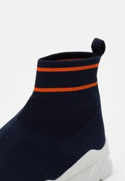 Pier One Baskets montantes - dark blue Prix Gelé baskets & sneakers rond homme 14 Pier One Baskets montantes - dark blue Prix Gelé baskets & sneakers rond homme -VêtementsElite Boutique 2a7bb897c1474a22a676abc22c08203e