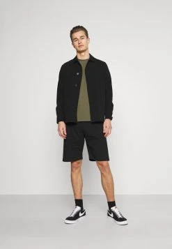 Pier One T-shirt imprimé Soldes t-shirts col rond homme 11 Pier One T-shirt imprimé Soldes t-shirts col rond homme -VêtementsElite Boutique 2d3c9cb3db1a4cd3891e190a01032a0e