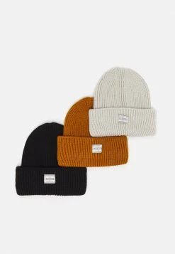 Pier One 3 PACK UNISEX - Bonnet Qualité garantie 100% casquettes, bonnets et chapeaux chin&eacute; -VêtementsElite Boutique 2d6318a6827f4602bdf8430dde68af4b 2