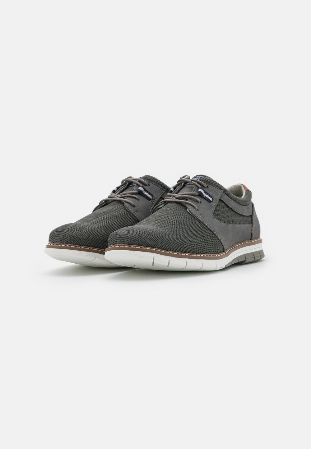 Pier One Promos Chaussures à lacets derbies et richelieus rond homme 4 Pier One Promos Chaussures à lacets derbies et richelieus rond homme – Image 2