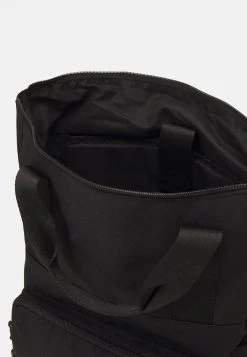 Prix Dégriffé Pier One UNISEX - Sac à dos sacs et bagages compartiment pour pc portable -VêtementsElite Boutique 2f78e7af13e64e3c807aa159483a8200